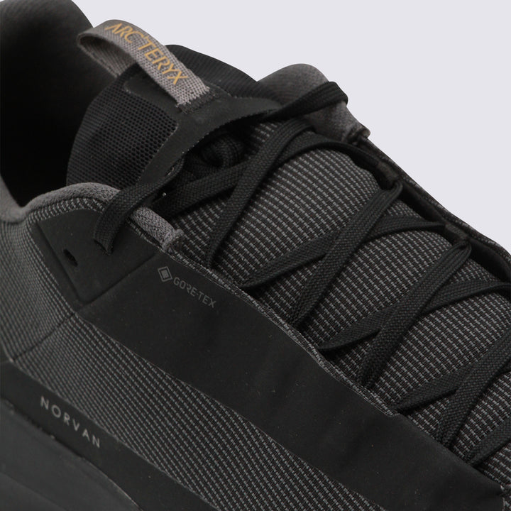 Arc*Teryx Sneakers - Neri e Grigi | 5f389e4e82eaa3b2b0e833caf0d7ea750d754612