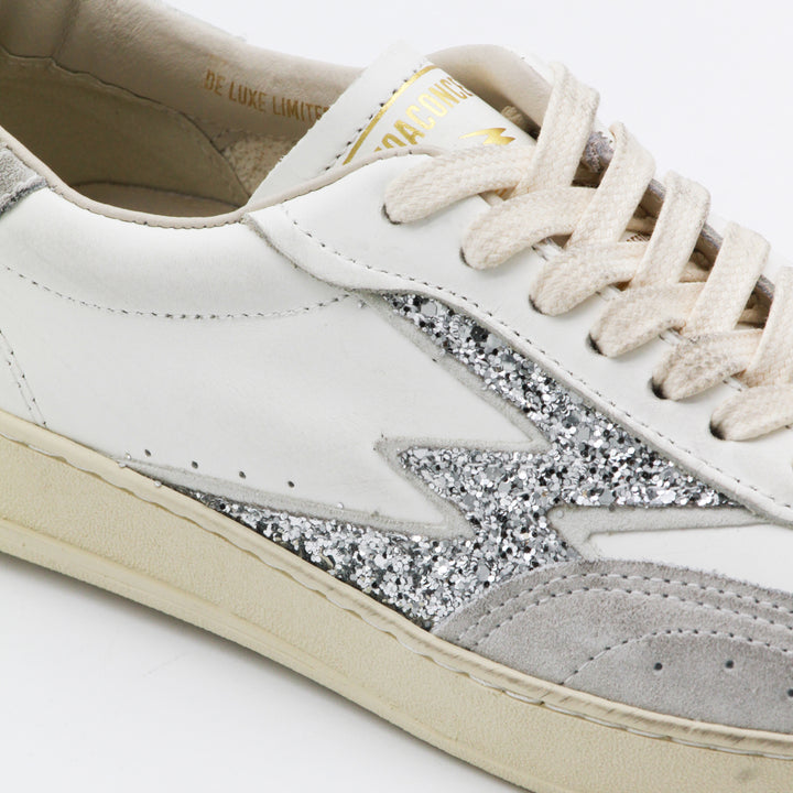 Moaconcept Sneakers - Chiari e Naturali | 2d844e93b0e57bde58336acebdd233dbc32b2285
