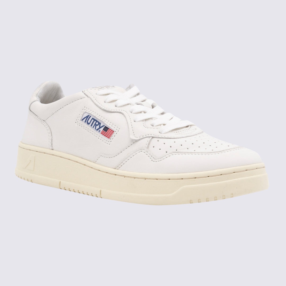 Autry Sneakers - Bianco | 4016b55d669c49ea5b407e70960a9ad0c5e6e6cc
