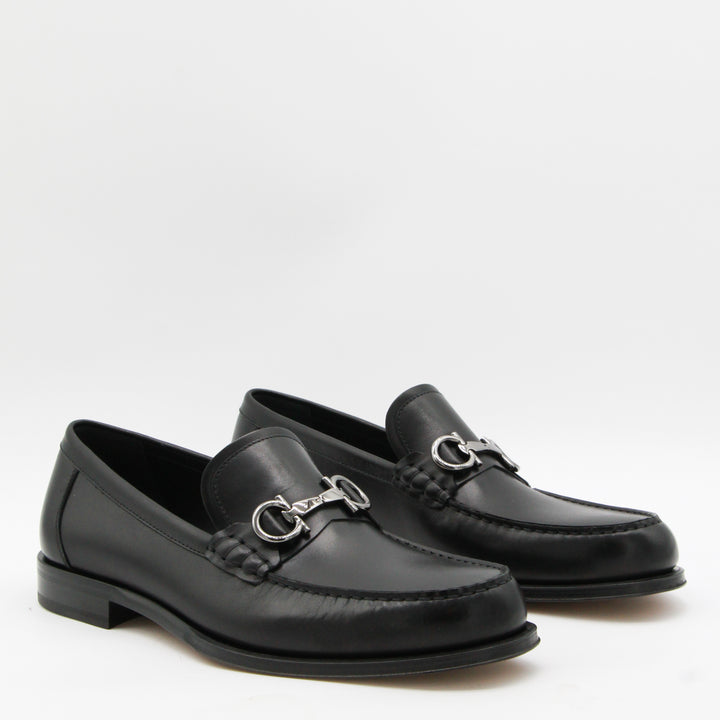Ferragamo Flat shoes - Nero | bbcf80d8f025aff2d97362791bed081854c7066f