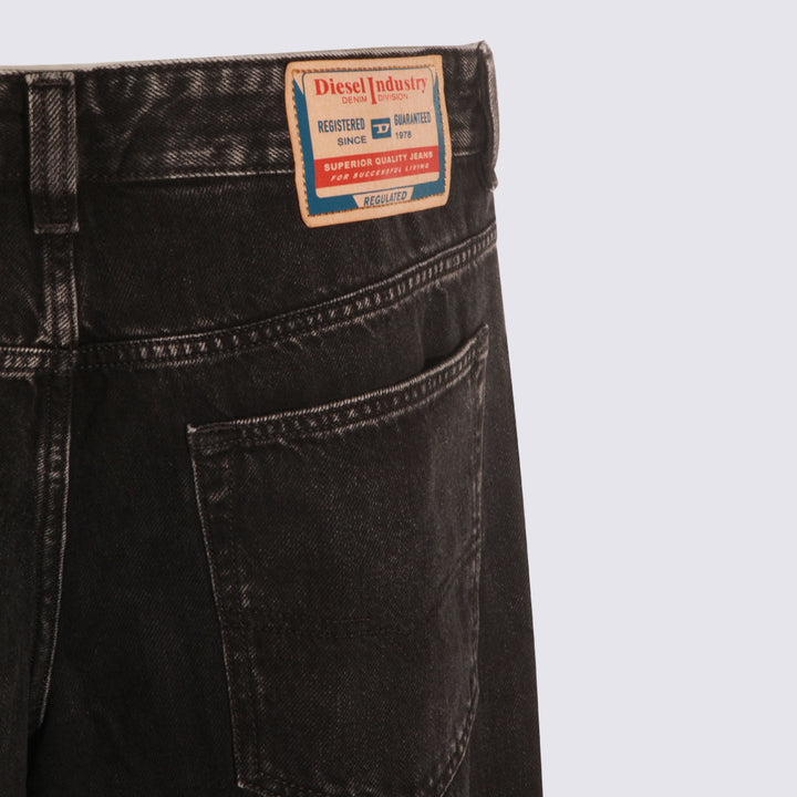 Diesel Jeans - Nero | 02ae0f0058eba9fd8d9ffe16c0ff16cdb81bb583