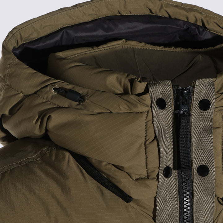 Stone Island Coats - MILITARY GREEN | cb659eef2b474303fd2949bec5252b9f413383ec