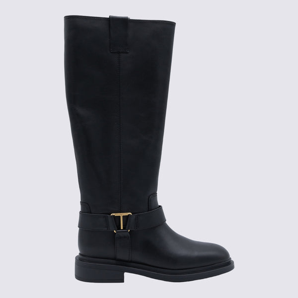 Botas Oscuras