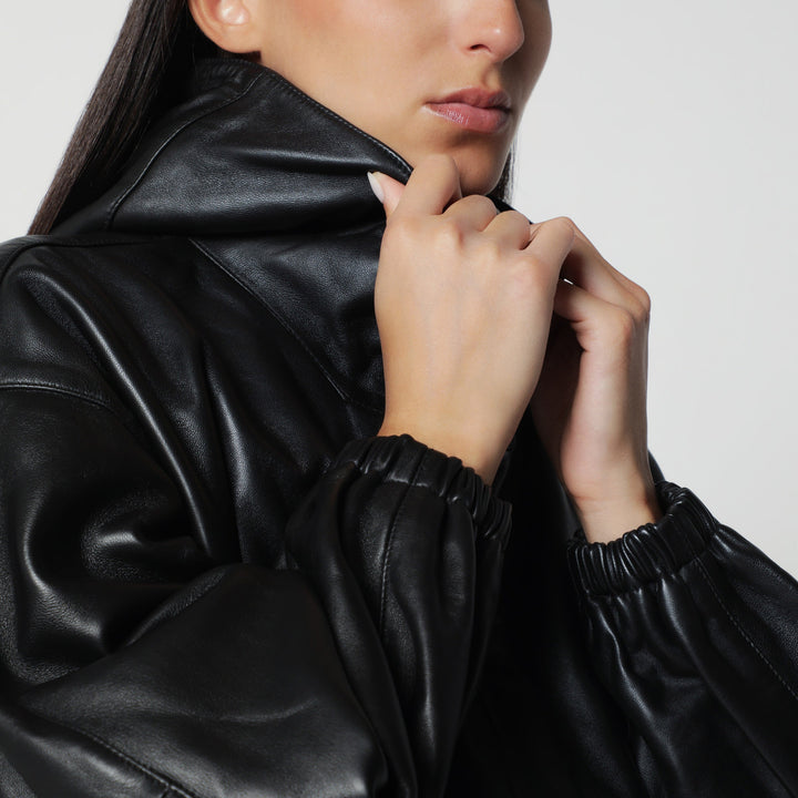 RóHe Apparel & Accessories - Nero | 6cc2b7d0413efe41eaa07764783010583ef1bbb8