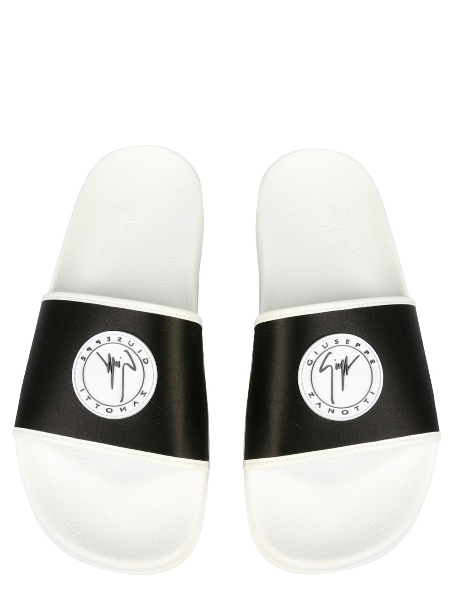 Giuseppe Zanotti Sandali - Nero | Wanan Luxury