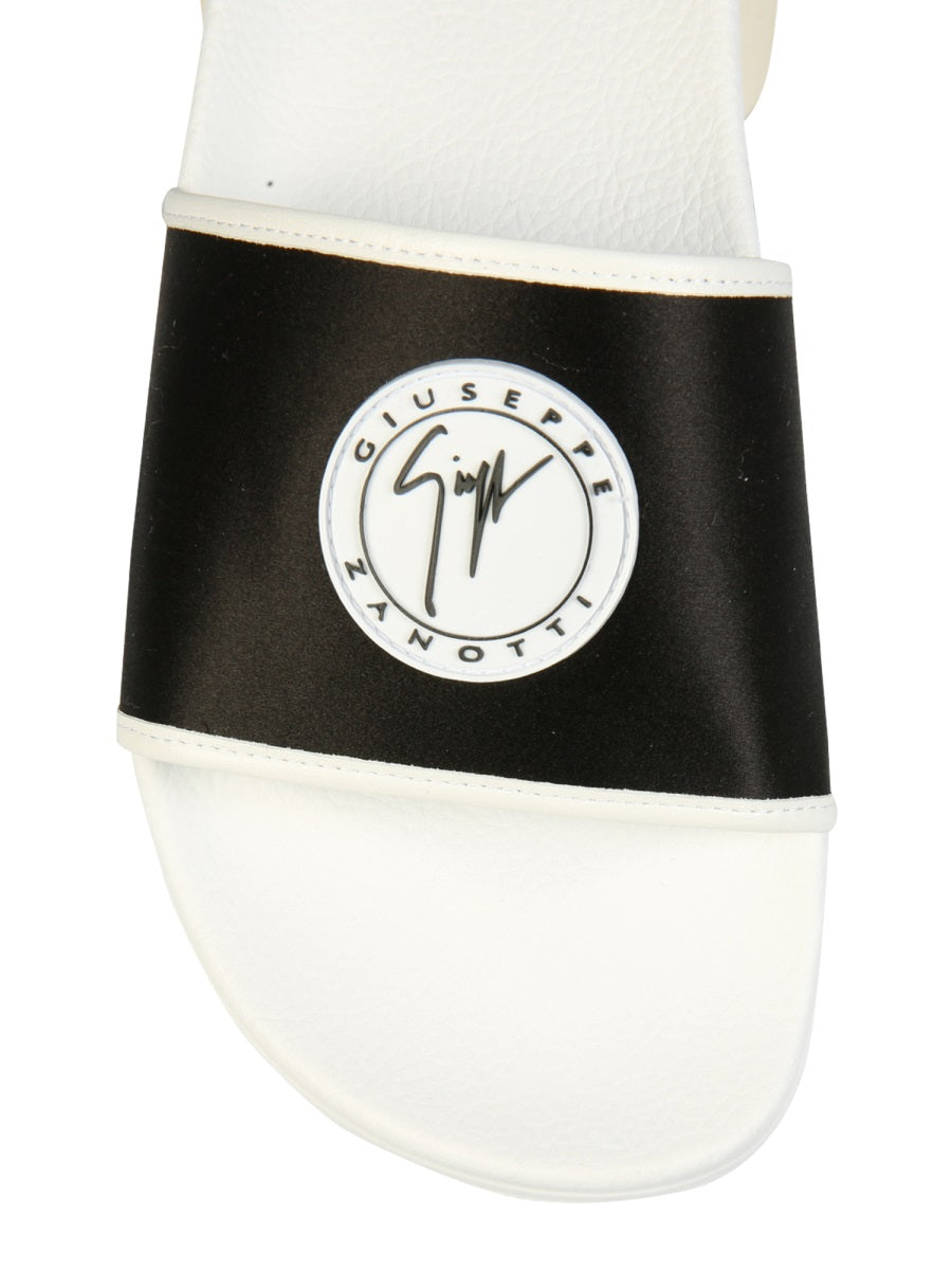 Giuseppe Zanotti Sandali - Nero | Wanan Luxury