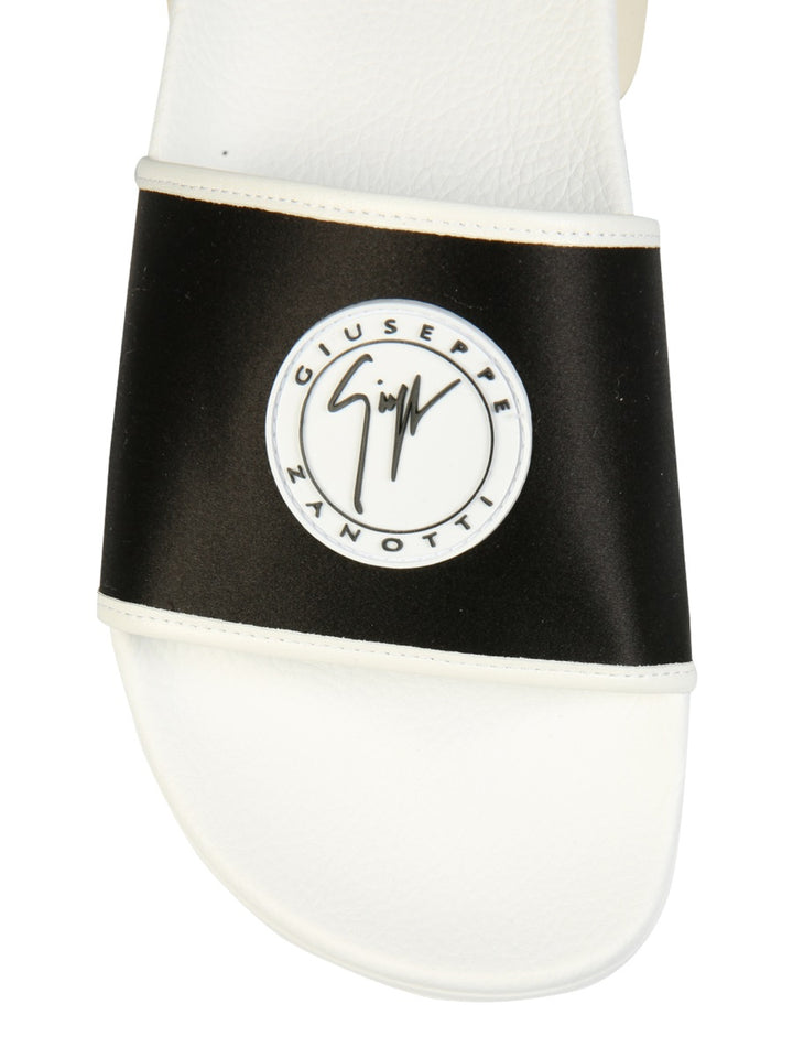 Giuseppe Zanotti Sandali - Nero | Wanan Luxury