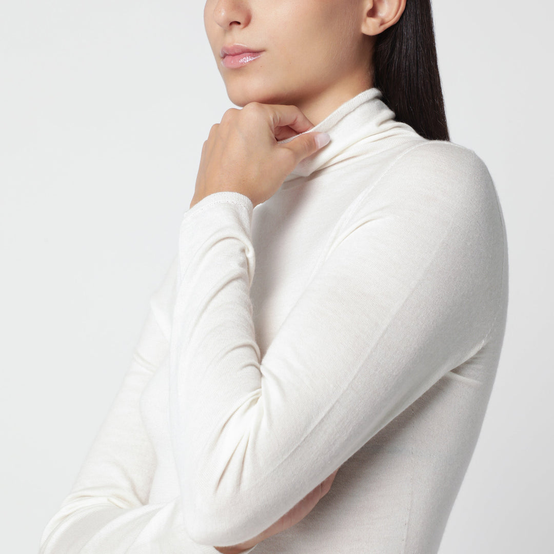 Almada Label Shirts & Tops - Bianco | f9addf341a3b9985f2b1ba6d270eed4245936e01