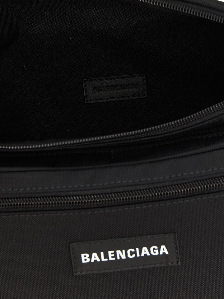 Balenciaga Explorer Borse a Tracolla - Nero | a55d665a2e2ebaa6551921d5fddea85ebfd7c28e