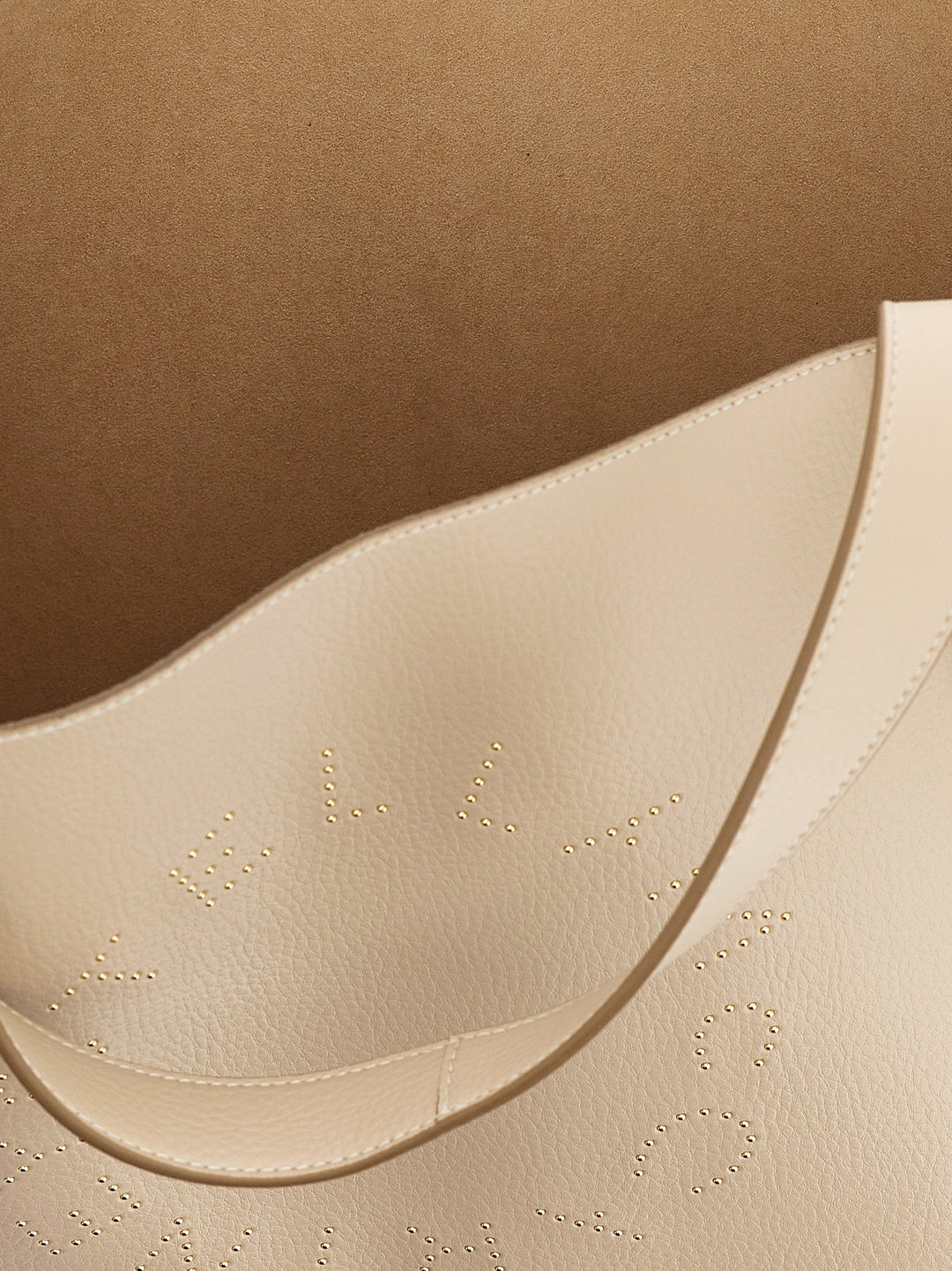 Stella Mccartney The Logo Bag Borse a Spalla e Tracolla - Beige | 8e9f1ed745911e94ab7c520d888c14feceb8f87e