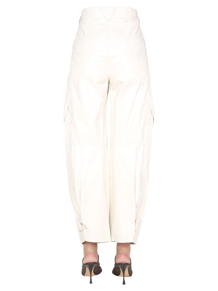 Bottega Veneta Pantaloni - White | aee5e72246f69fd4052cf087684528afe0b049e5