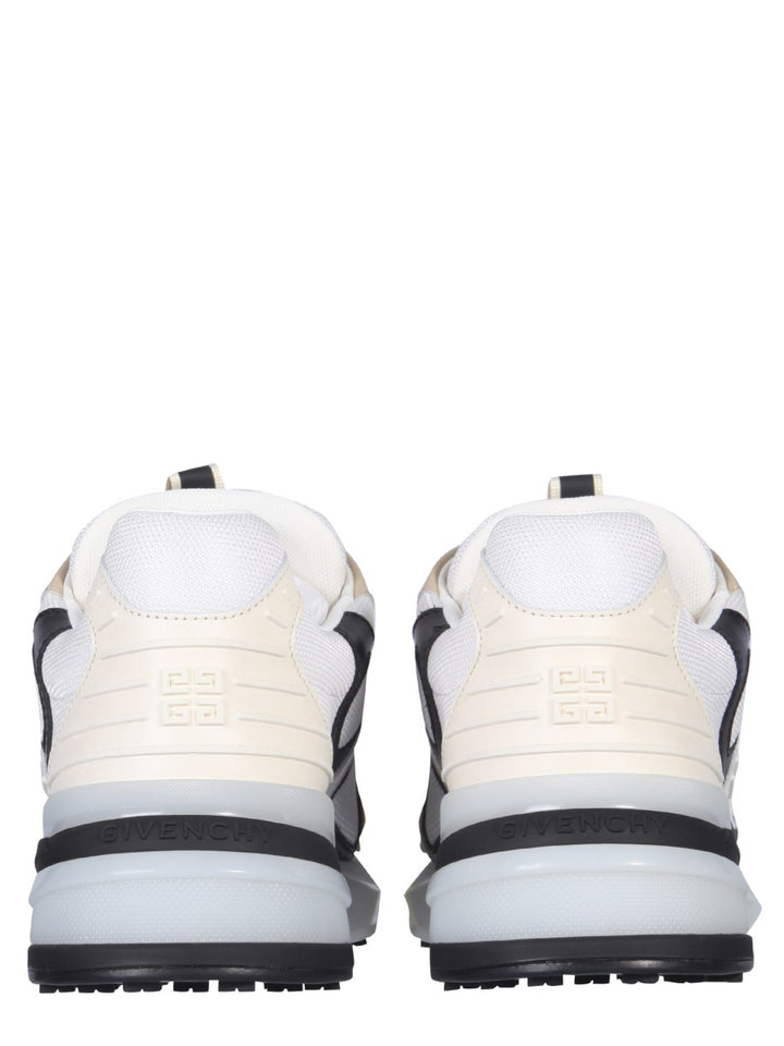 Givenchy Sneakers - Bianco | Wanan Luxury
