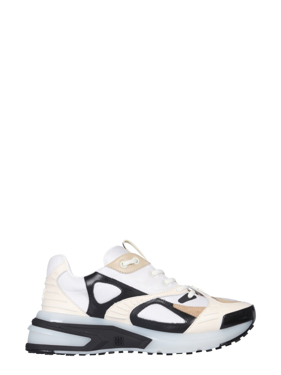 Givenchy Sneakers - Bianco | Wanan Luxury