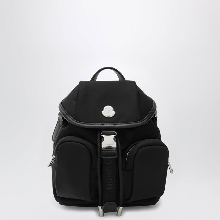 Moncler Apparel & Accessories - Nero | 220e1cbc61a84b61dd0be639021003055b92ee31