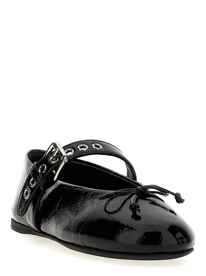 Miu Miu Buckle And Bow Ballet Flats Flat shoes - Nero | 0a4da962028148555ba003de152e93bd68e61bf4