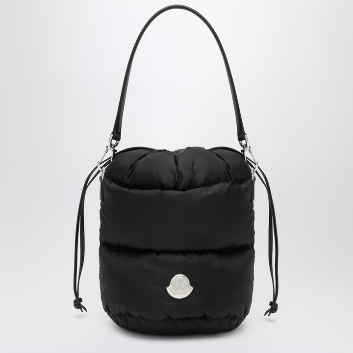 Moncler Apparel & Accessories - Nero | 34a6808206663f067f5762f8930d70408af009d2
