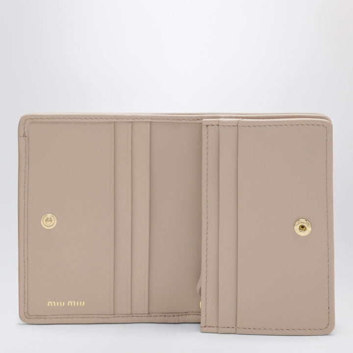 Miu Miu Apparel & Accessories - Rosa | 2d623e8ee528a5545e7b03a8015d034b280dedec