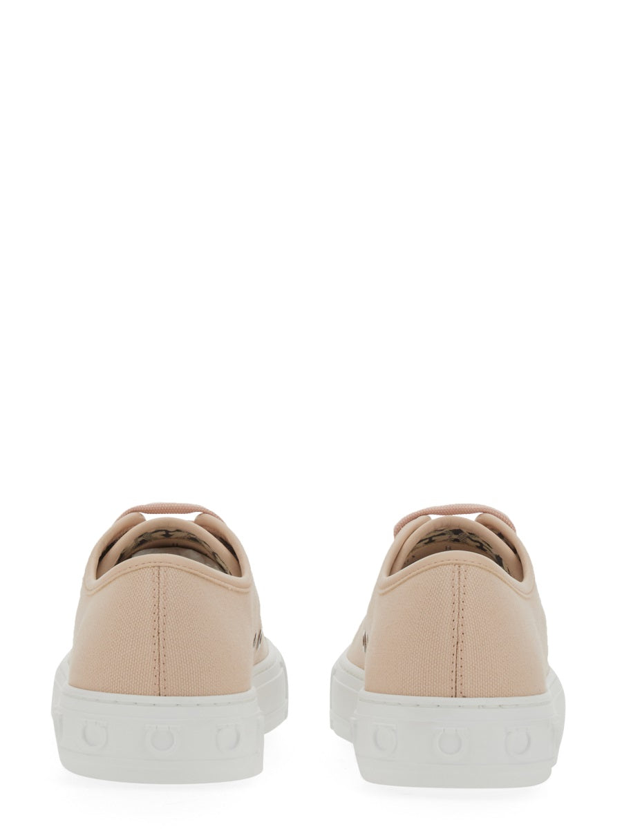 Ferragamo Sneakers - Rosa | Wanan Luxury