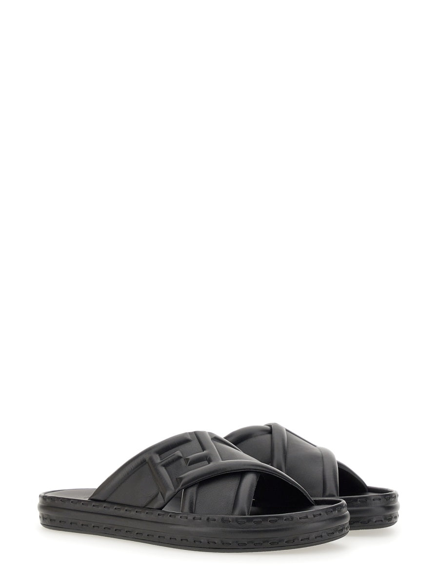 Fendi Sandali - Black | 0dcd5026afb957bf8b488a6659370a66f90ddf16