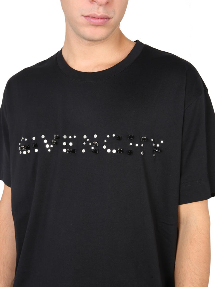 Givenchy T shirt - Black | c028eb360381eb9bb4533bdc768cdbf8f984f550