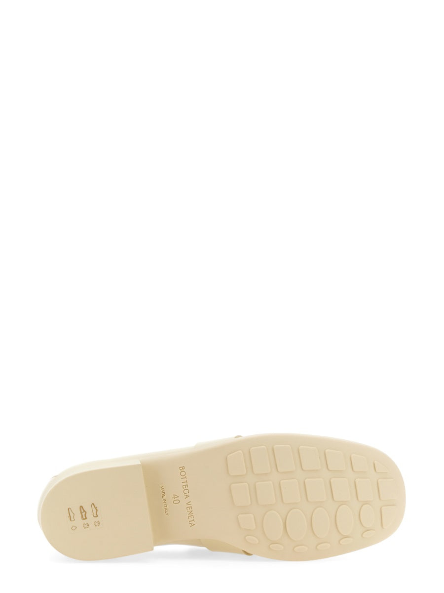 Bottega Veneta Mocassini - White | 8a7191225bbf329260fd8e916dea8d6cd1a935c0