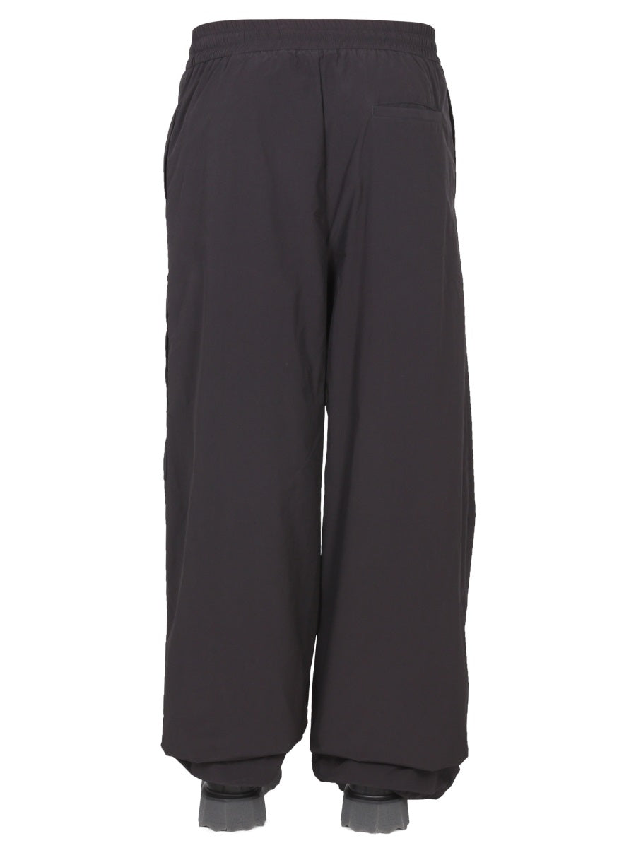 Off-White Pantaloni - Nero | Wanan Luxury