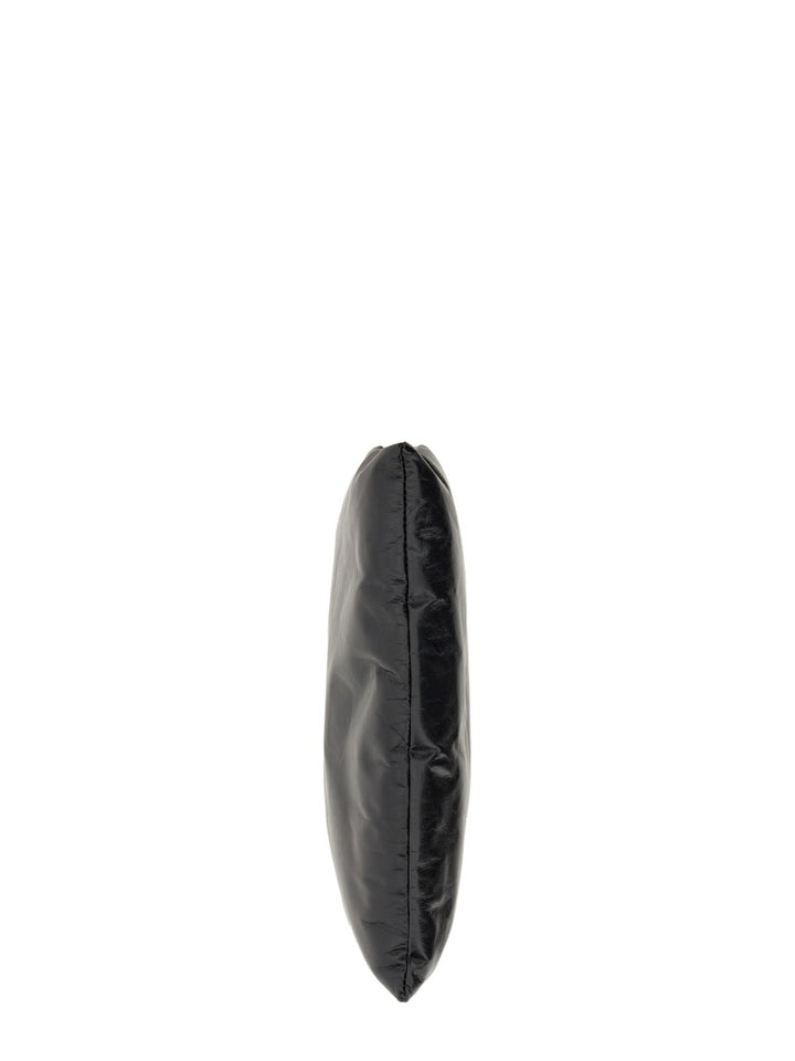 Bottega Veneta Pochette - Black | cae3d104a0dba3debd1fc80f7f1eac9f3cc65d2b