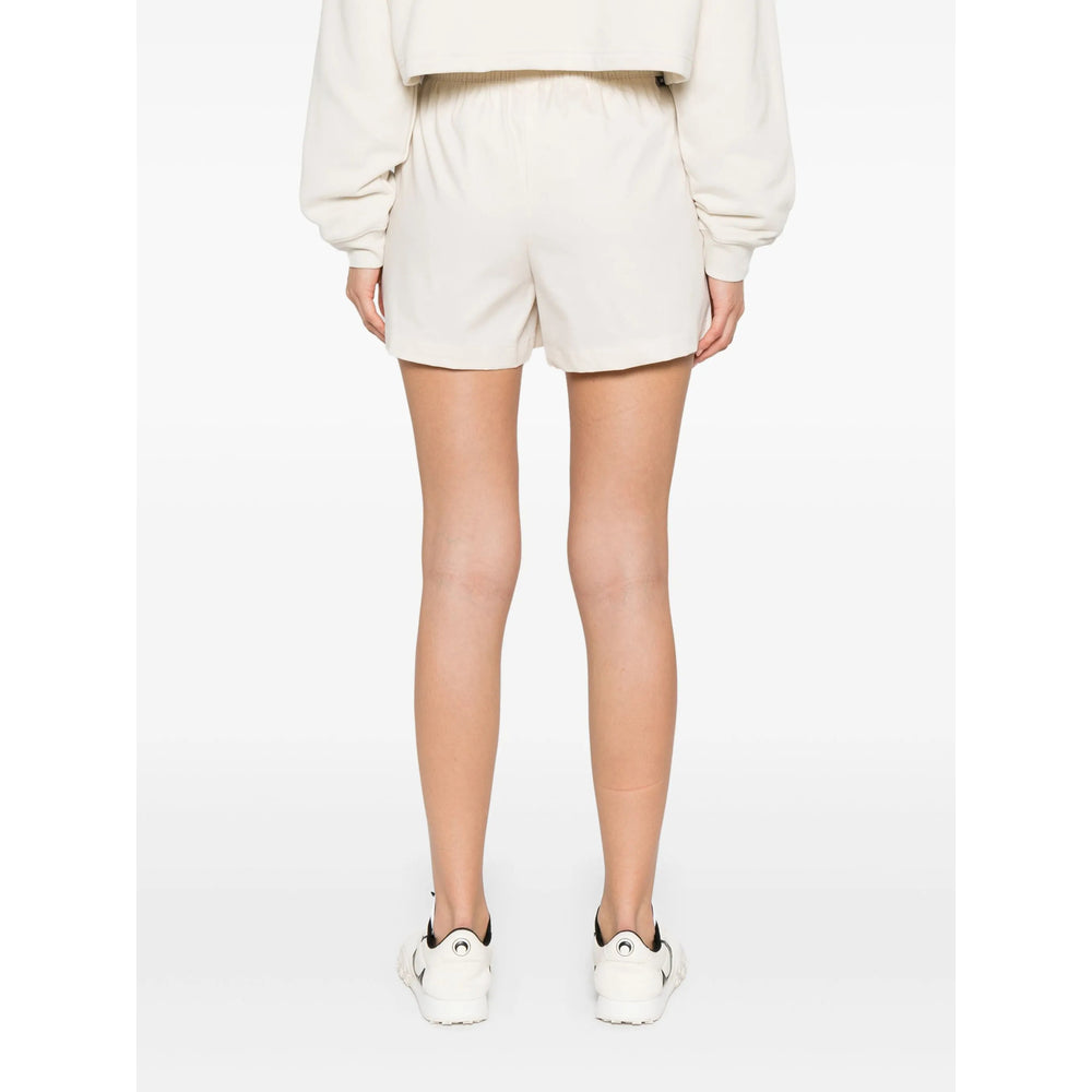 New Balance Shorts - Neutro | 3317b61575974506b4cc3b3484a7639d45a0b520