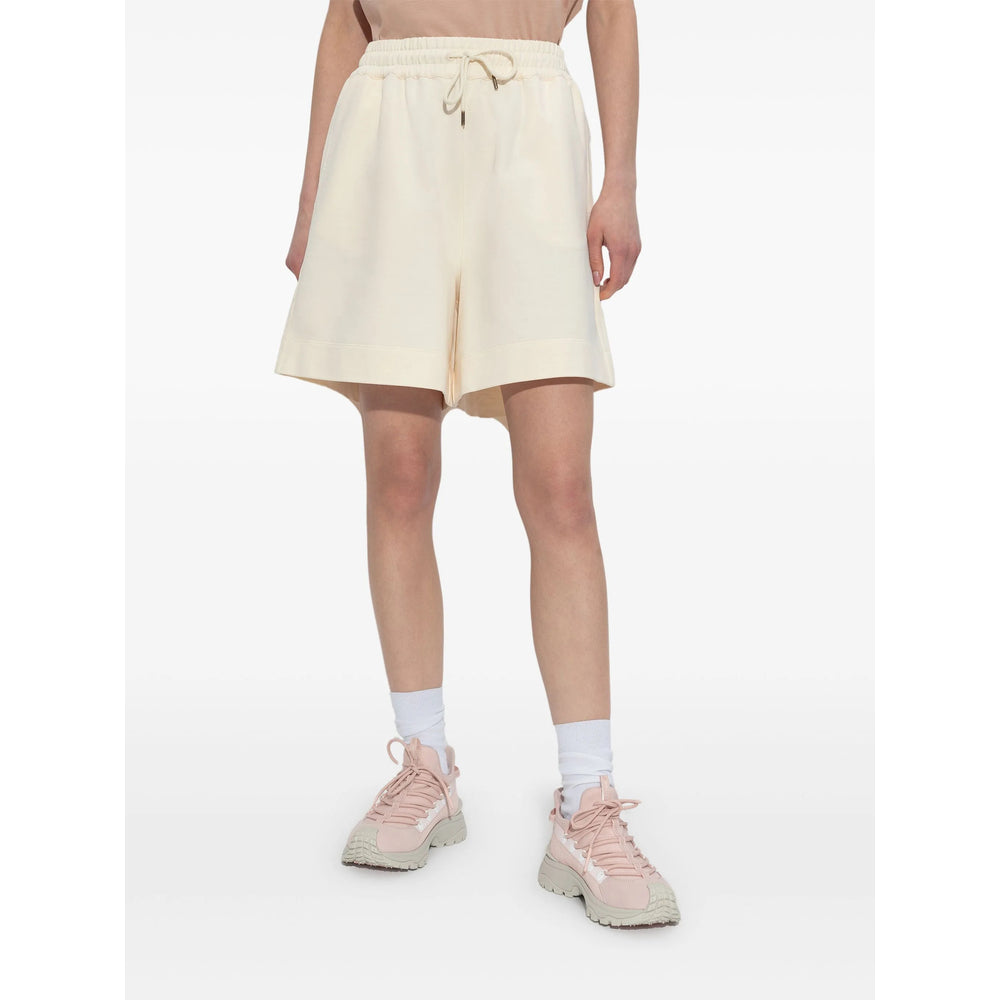 Moncler Shorts - Neutro | a91b5eb3e9fa4c0c4ab381f2af1c17361c8066a0