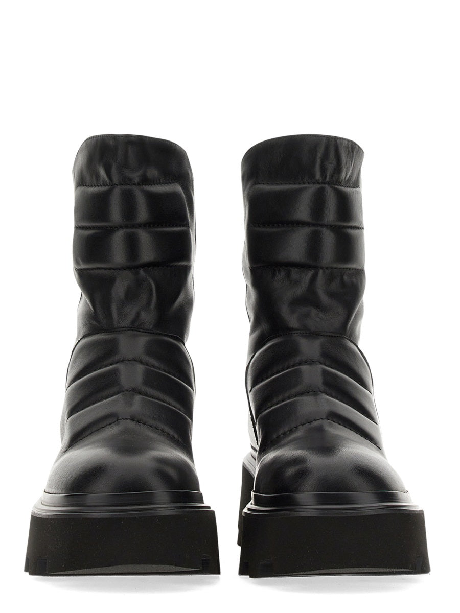 Elena Iachi Stivali - Black | 985962f64c10c283a3c7e2e61e8581f0d95149c6
