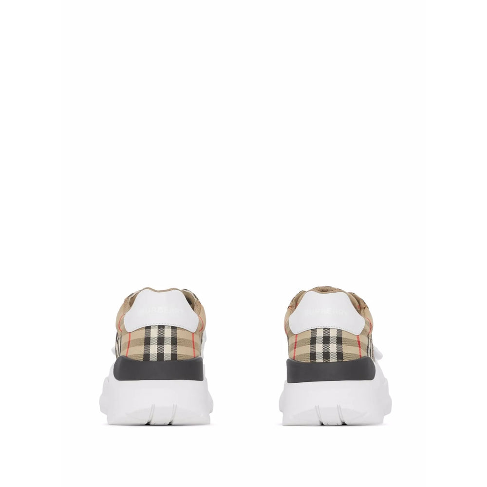 Burberry Sneakers - Neutro, Nero | d0aa05ef04971ab5e791392ef0de4373bd9c316e