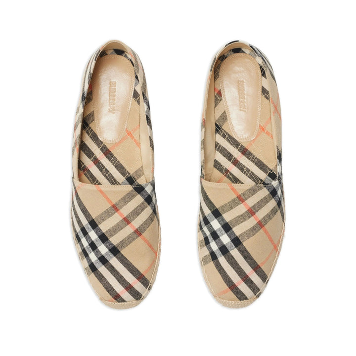 Burberry Scarpe - Neutro | 9f5adba3337bf63a5ca807559a64904a78eec47f