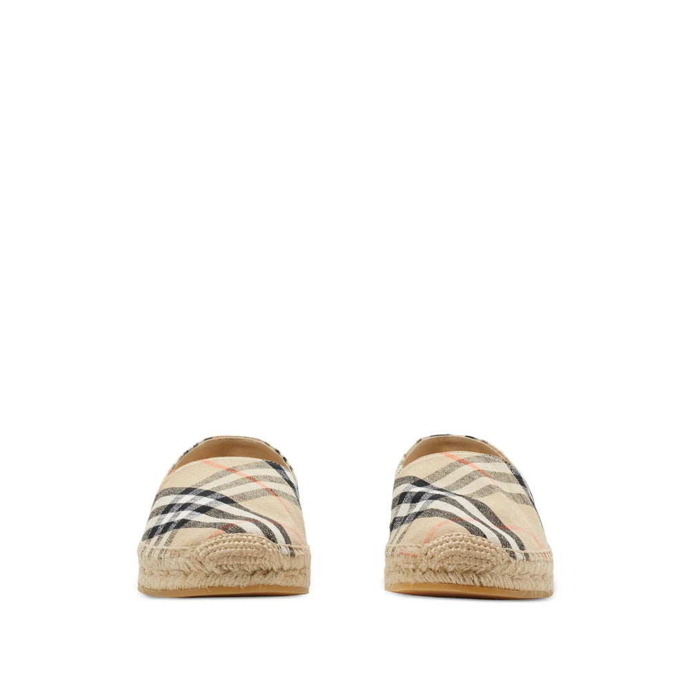 Burberry Scarpe - Neutro | eceab7f66564f1f8f4efd91a1dcc1a97c974921b