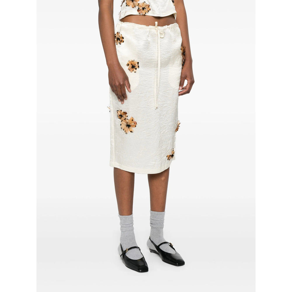 Markgong Gonne - Neutro | 34bae5645d5fee7328506601802efb59bb56eeb0