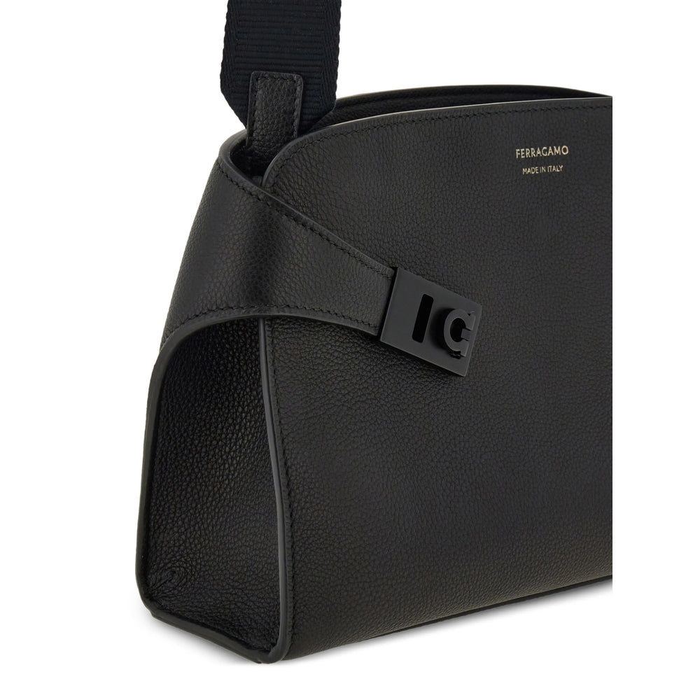 Ferragamo Luggages - Nero | 625fe96c71e3dc2d8e0f43544be51b4e0e8d60d8