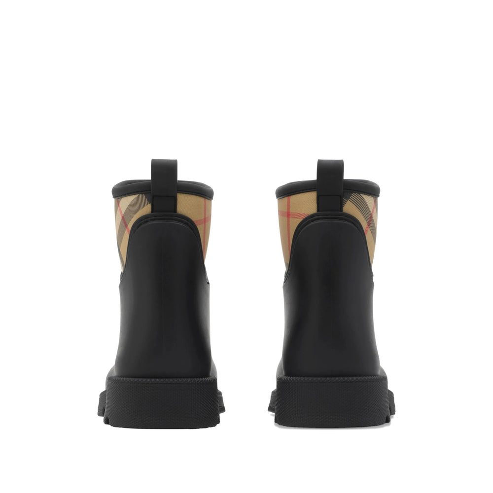 Burberry Scarpe - Nero, Neutro | 89a78515ddca5ba639659088e48fa5c7b8481389