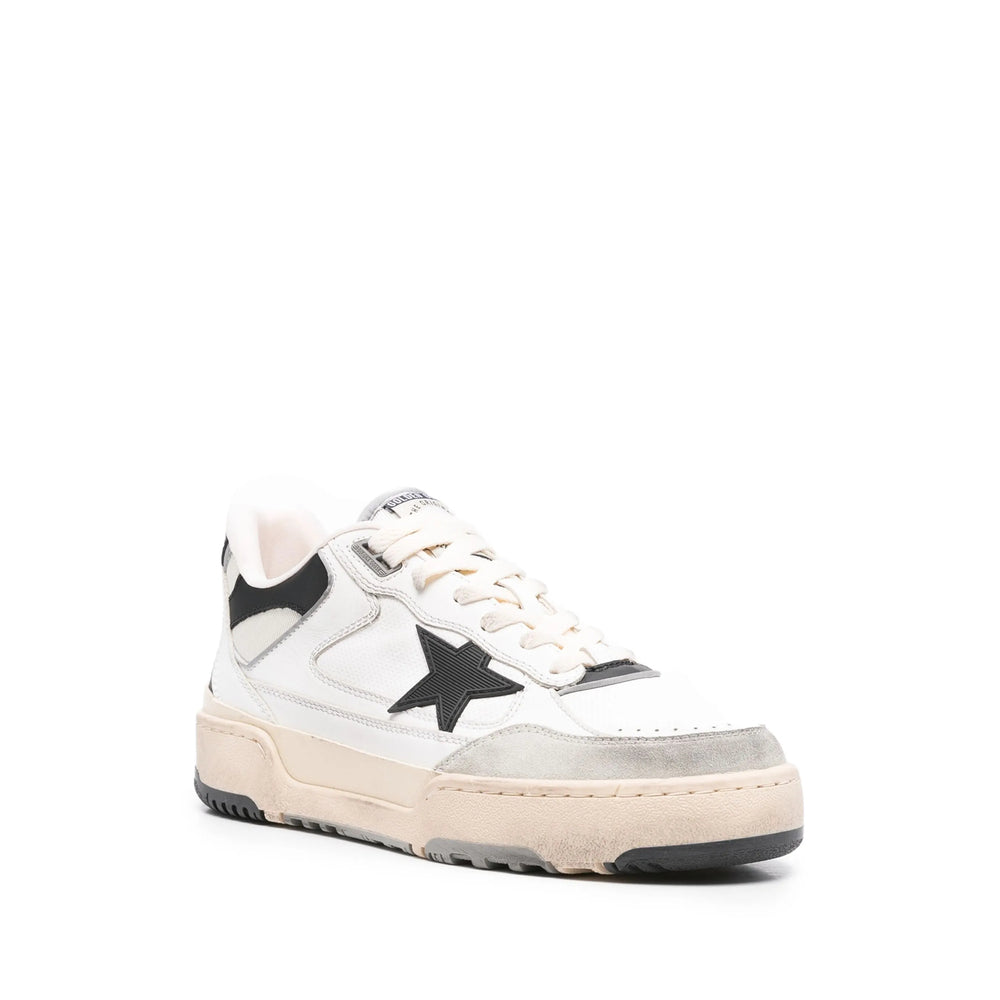 Golden Goose Sneakers - Bianco, Nero | fdc243d81a8e3357770f03043a761ab50e15bbd9
