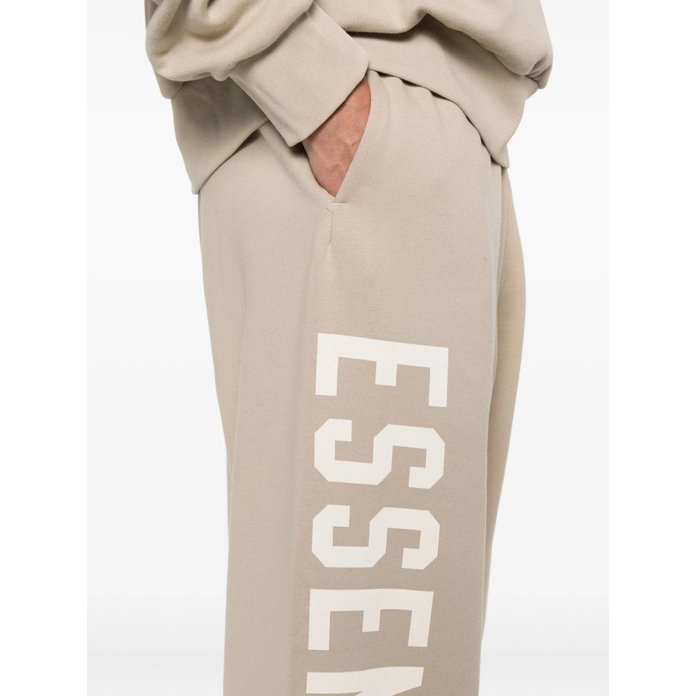 Fear Of God Essentials Pantaloni - Neutro | 24f82e6a1360d3ac3cf8bcf97ecde3cb79bcbd3a