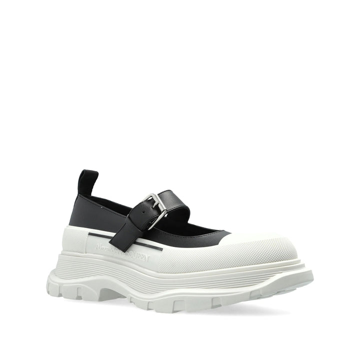 Alexander Mcqueen Scarpe - Nero, Bianco | 5fbf8c045b37f1481b46482e6c56d59aaa349c81