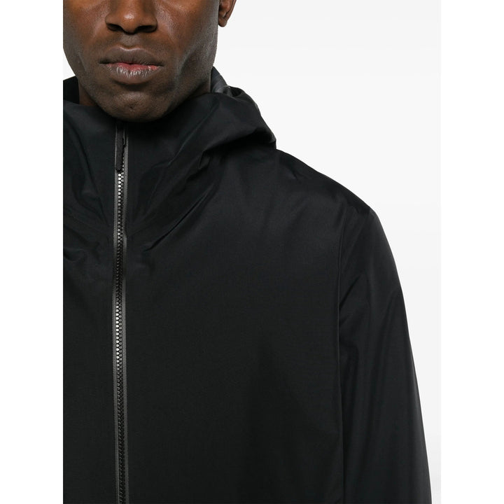 Veilance Outerwears - Nero | fab32109083c34676c0cb9ab26eea47a65b4cd40