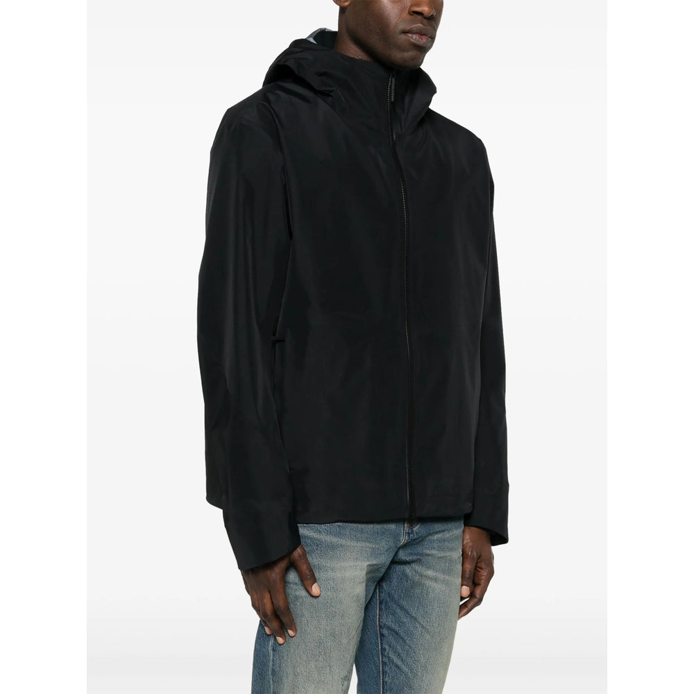 Veilance Outerwears - Nero | b19c5dbd8f299e74ff76d1f728520b6f74f03da4