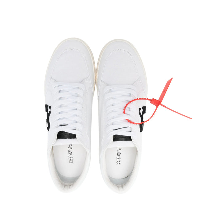 Off-White Sneakers - Bianco | d1a15ccc1e5412639027e4cf369d157d6571bb95