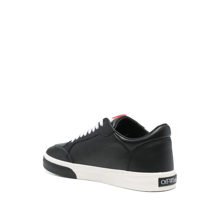 Off-White Sneakers - Nero | dc998309d89351bb9c157f0b33af80a7877d8f01