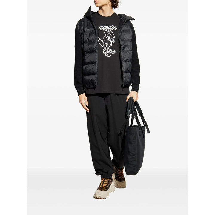 Moncler T Shirt - Nero, Bianco | 1998f8efba123316721f9a22f1550c619e559a1e