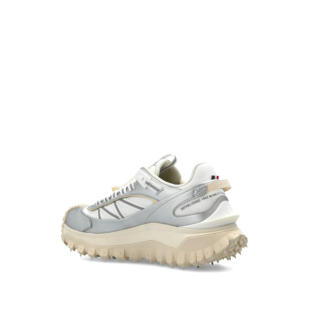 Moncler Sneakers - Argento | e5a63e0239b796480edcadb4011eba84b843a73d