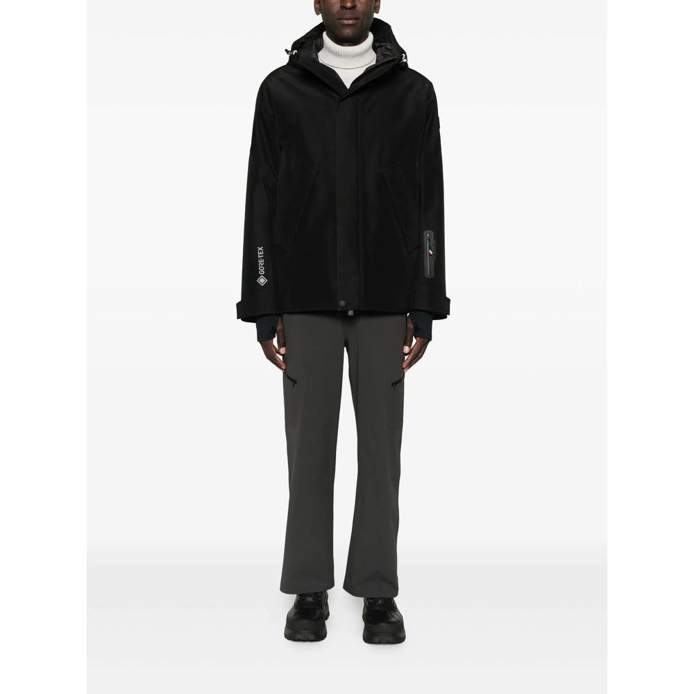 Moncler Grenoble Outerwears - Nero | 82f881c64b724142c232700240b0fc3248e71ca2