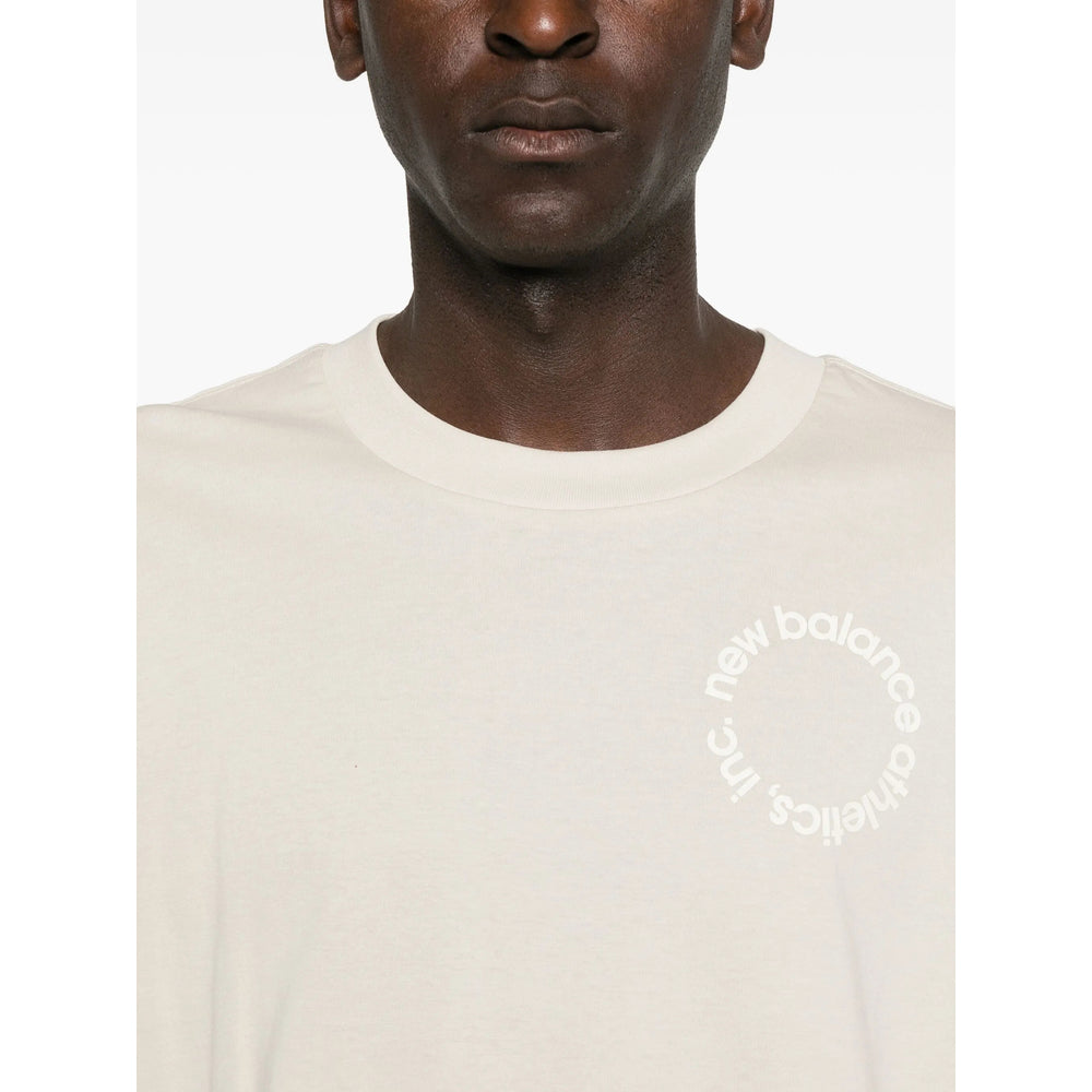 New Balance T Shirt - Neutro | ed309761428f4aabbdf237ef6b264f84dad70e2f