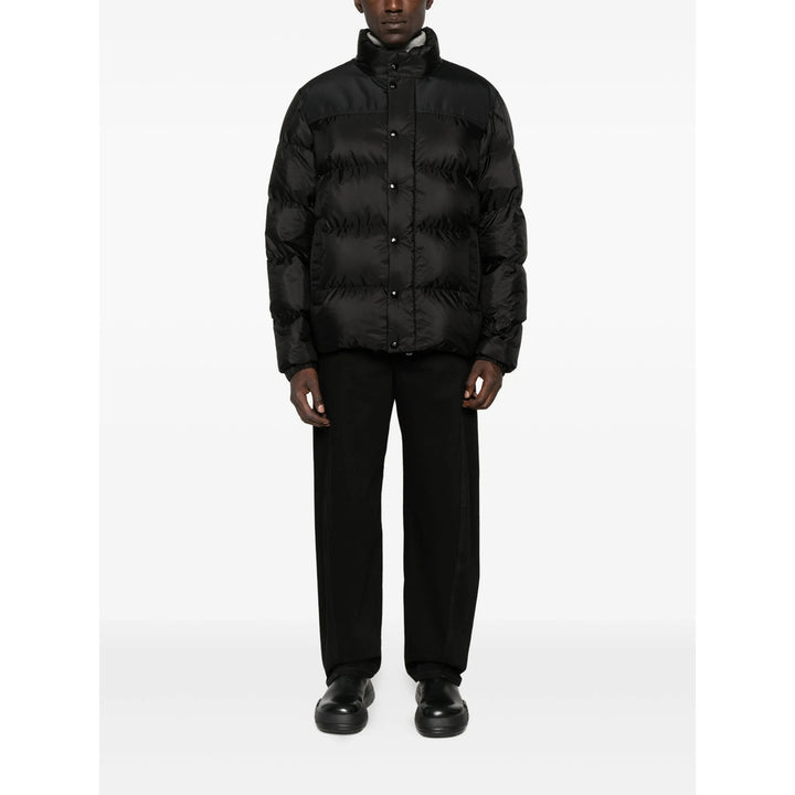 Moncler Outerwears - Nero | b7517e26ab87b3ad96e33bbee4a156945fd4cb88