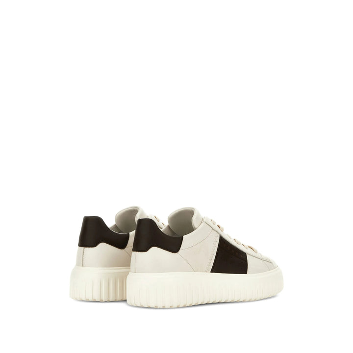 Hogan Sneakers - Bianco, Nero | 25b15f104def1b619797bd68aa7bb3586b2fc18b