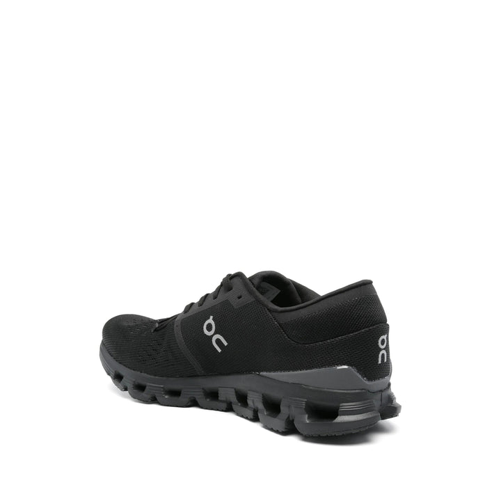 On Running Sneakers - Nero | dc1b94c0dddab8ac701a1426485be79d29720cdf